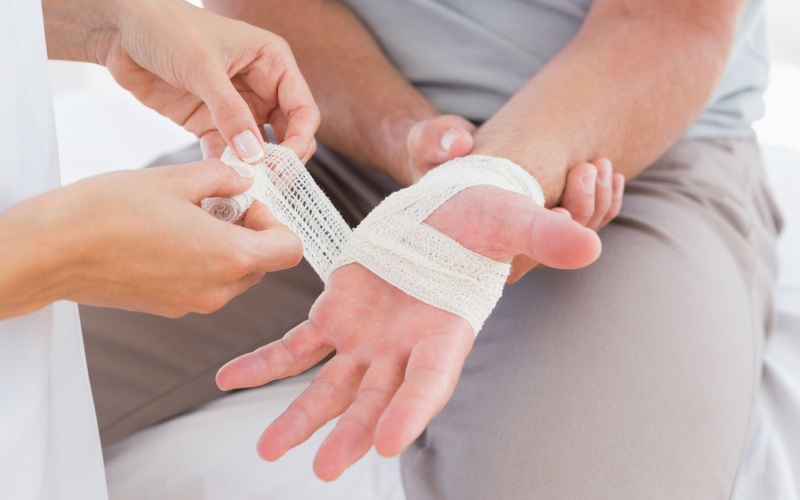 How Micropore Tape Helps Heal Wounds And Scars?